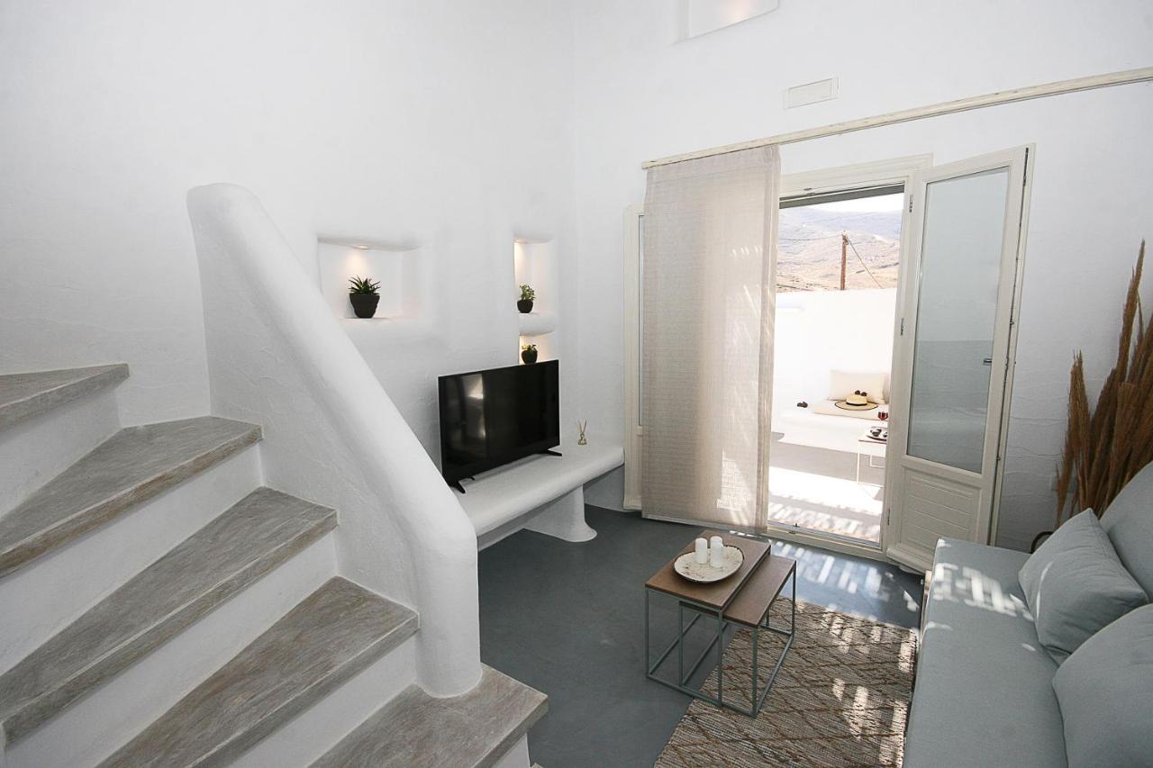 5 Traditional Suites Livadi  Exterior foto