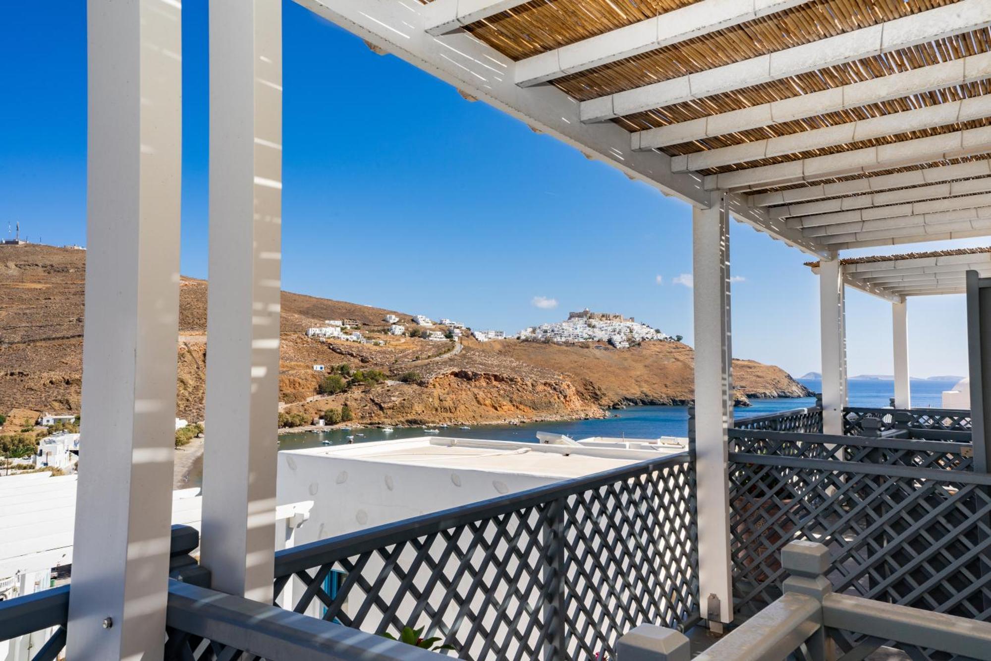 5 Traditional Suites Livadi  Exterior foto