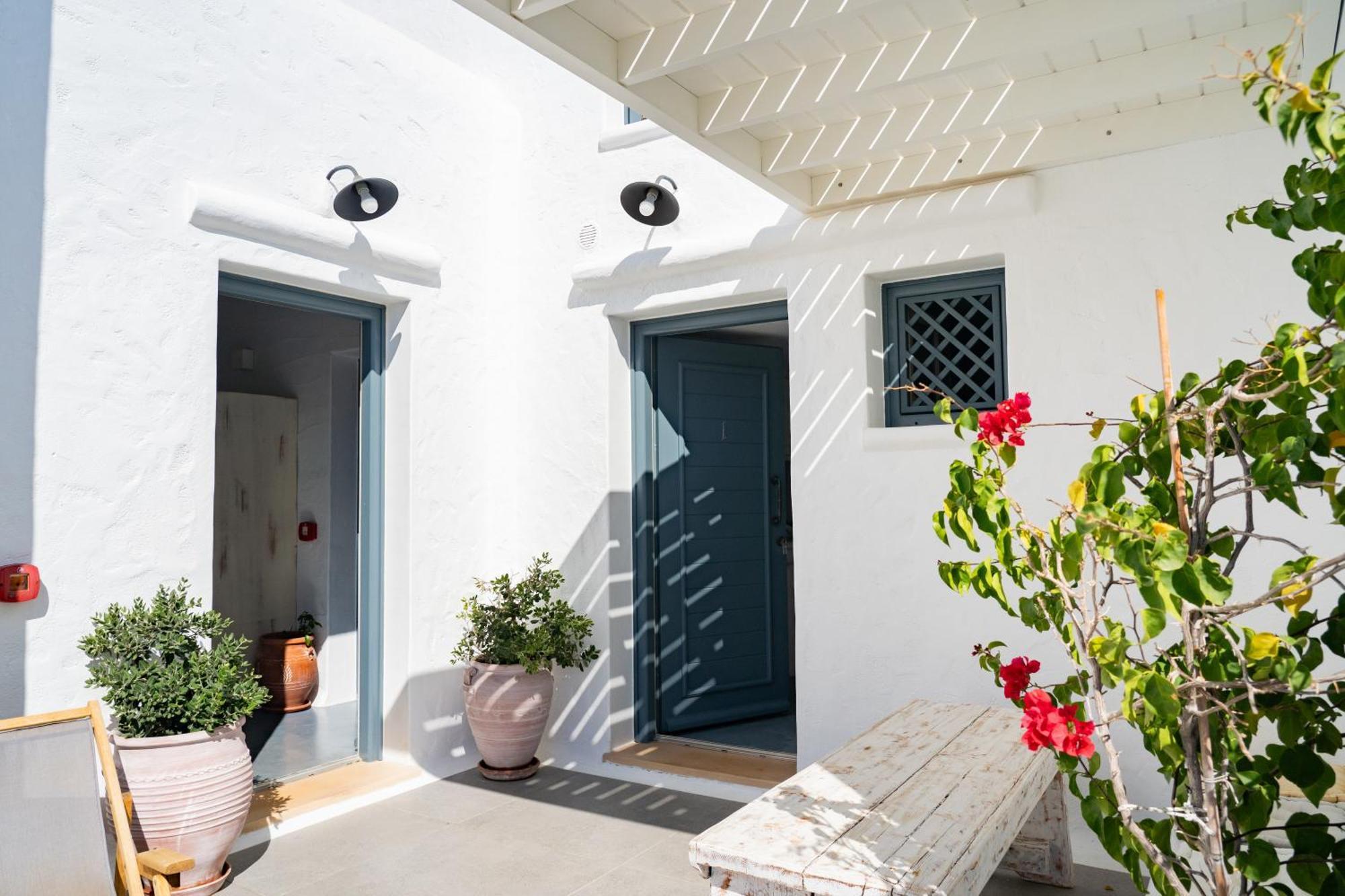 5 Traditional Suites Livadi  Exterior foto
